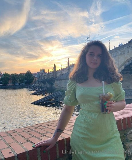 blonde small tits onlyfans best pictures