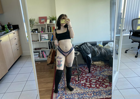 getmeoffpls adult model images