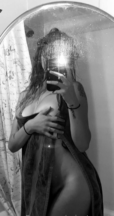 Tyarah Dziedzic sex actress picture