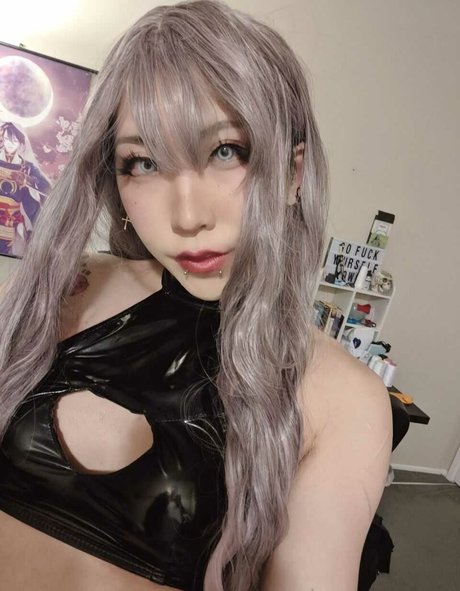 Cloudyninecos perfect actress photos