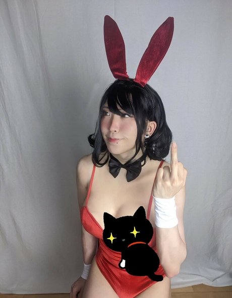 Cloudyninecos model naked archive