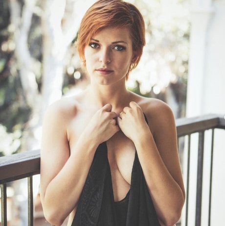 Amy Ellison pornstar naked archive