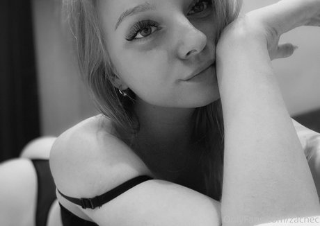 zachec adult model pics