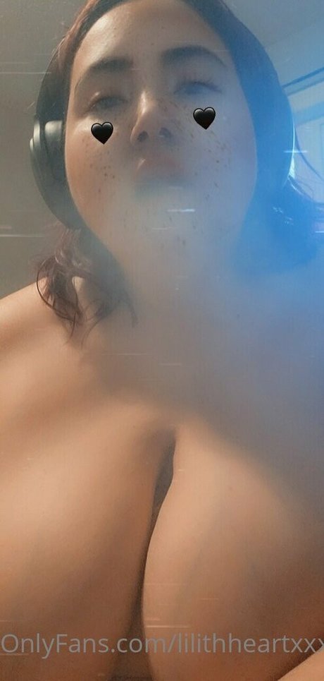 lilithheartxxx model porn pictures