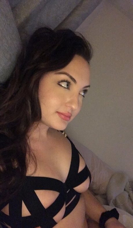 emilycasto star sexy galleries