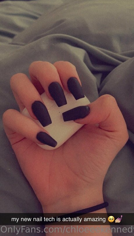 chloeeekennedy model sexy images