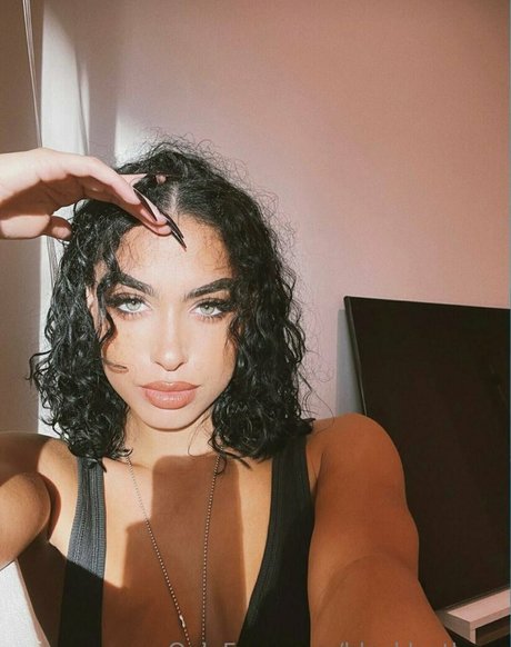 blacklusthorn model perfect images