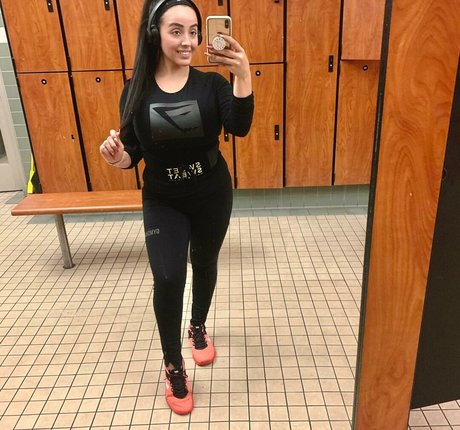 Alissandra Segura naked model photo