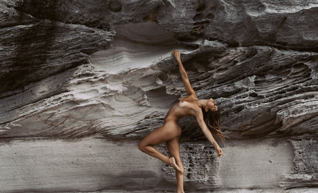 Mimi Elashiry model high quality pic