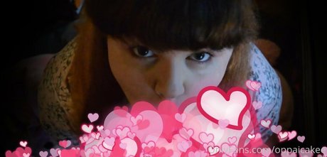 oppairl adult model gallery