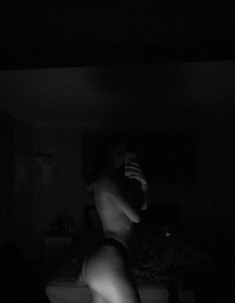 peachy bee hd model pictures