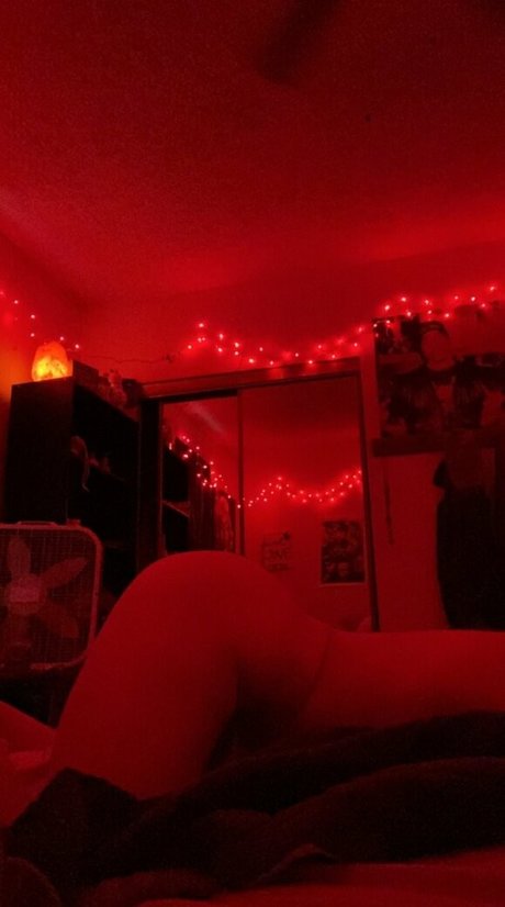 sexyyyky naked pornstar pictures