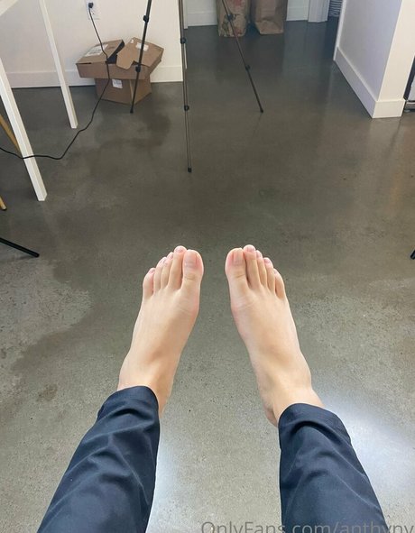 anthvny best star pic