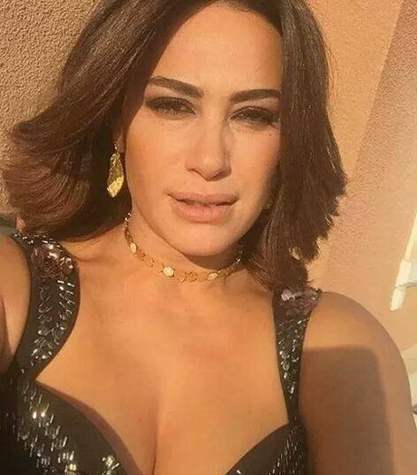 Hend Sabry pornstar sexy image