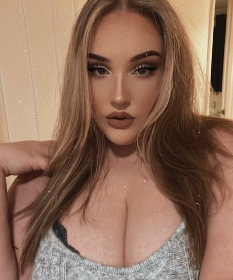 emss x erotic actress pictures