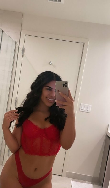 milf onlyfans beautiful picture