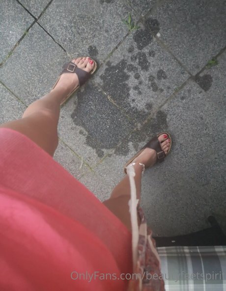 polyamorefeet exclusive actress galleries