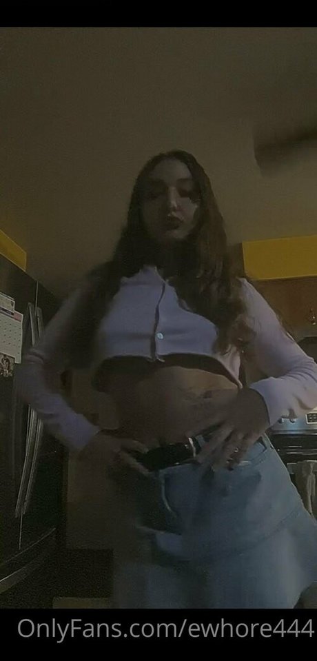 ewhore444 star nudes images