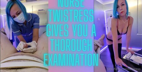 twistress nude model photos