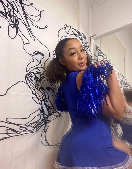 princessmg beautiful pornstar img