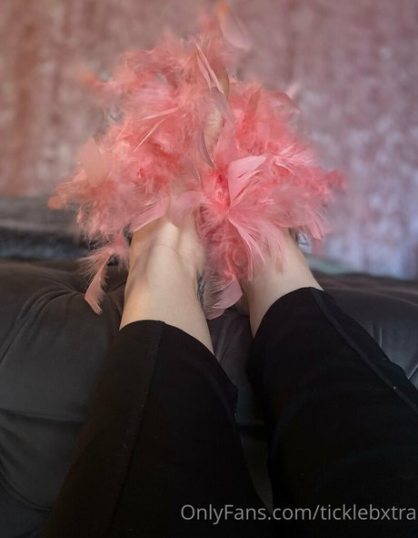 40 years old onlyfans pornographic pic