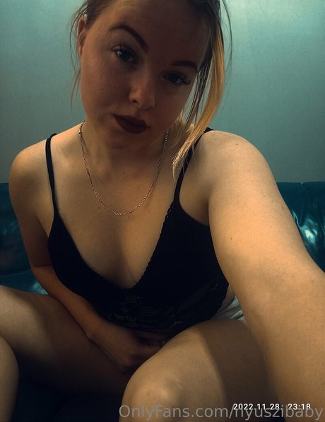 nyuszibaby nice model img