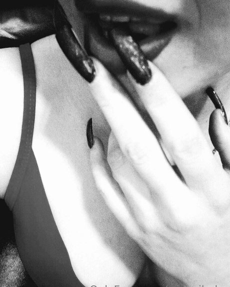 nyuszibaby model exclusive pic