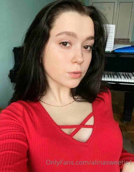 alinasweetie1 perfect actress img