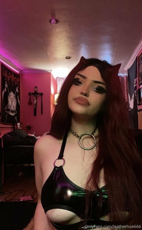 leatherhoe666 star archive