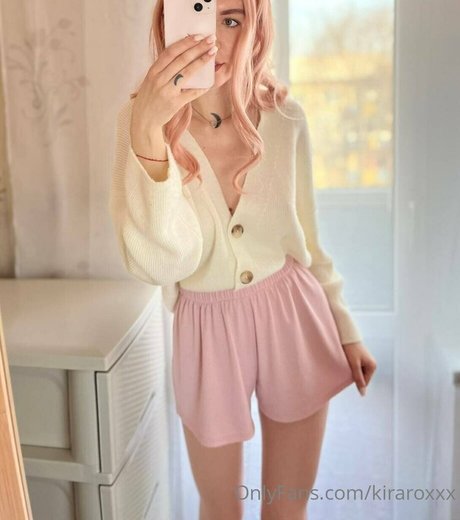 kiraroxxx model nude gallery