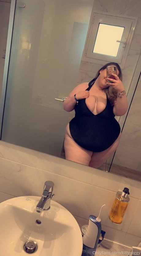 kittypiggy star hot picture