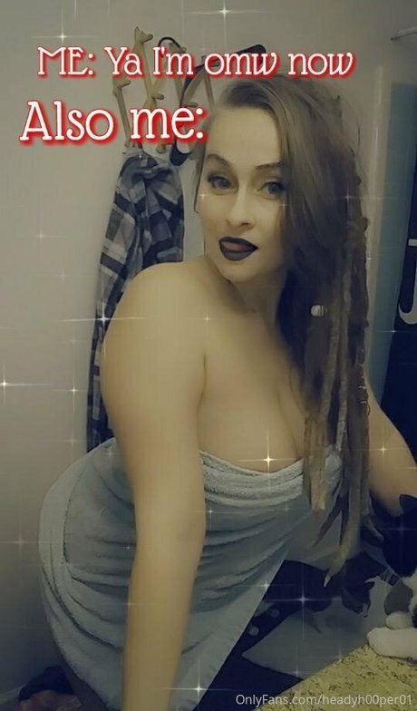 headyh00per star nude pics