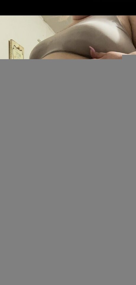 ali 893102 star porn pics