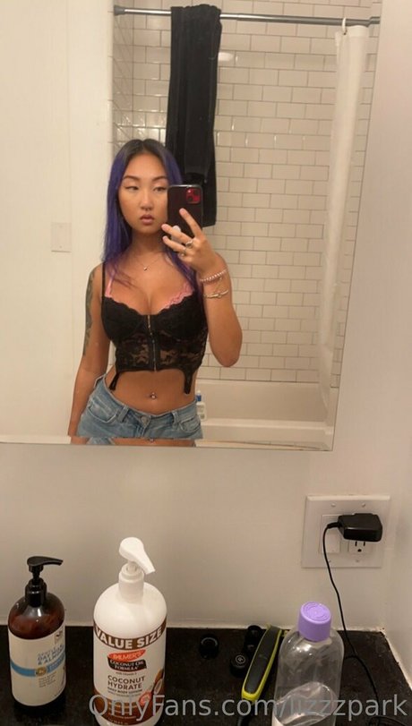 Lizzzpark pretty model images