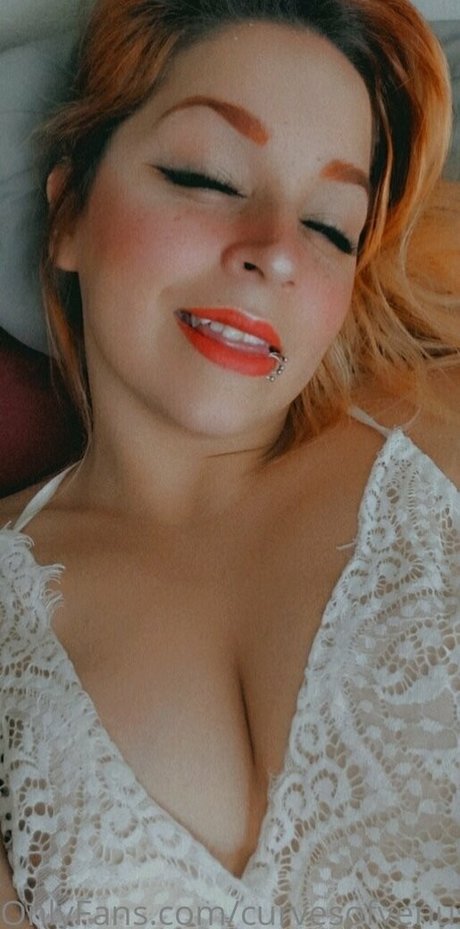 curvesofvenus sex model pic