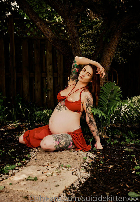 suicidekittenxxx star hd pic