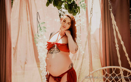 suicidekittenxxx sex star gallery