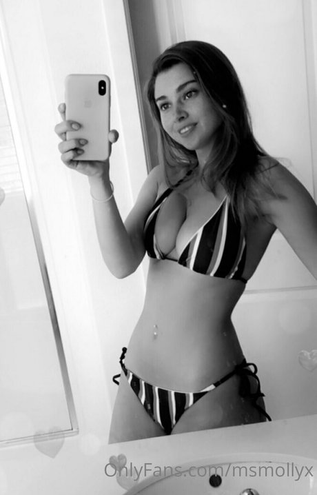 msmollyx exclusive model photo
