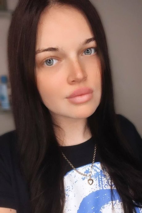 teen lesbian onlyfans hd img