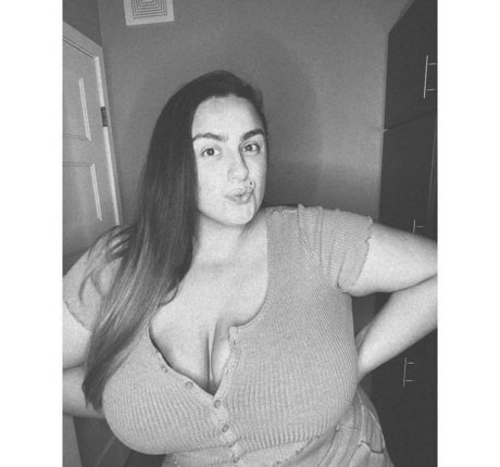 Jazminealeahh hd actress gallery