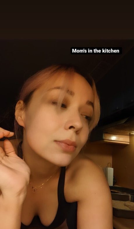 Shaperka star adult pics