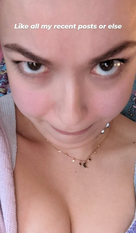 Shaperka naked pornstar photos