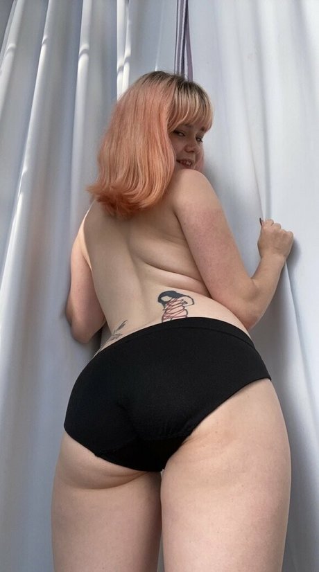 housewifehannah nudes star galleries