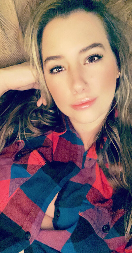 redvelvetxx pornstar erotic picture