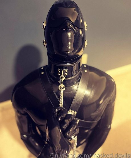 masked devils free star img