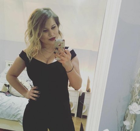 hairy teen pussy onlyfans beautiful nude picture