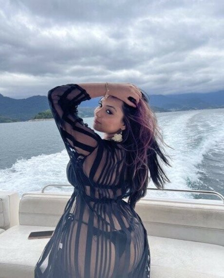 Baueny Barroco model hd pictures