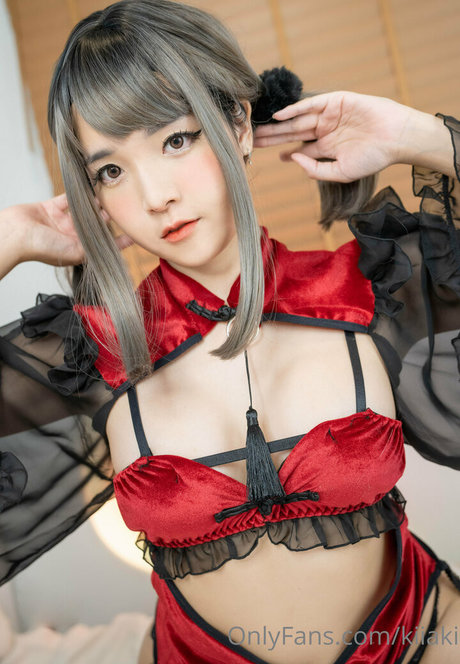 kiiaki model hot pictures