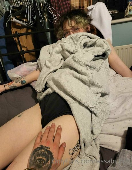 wasabi butt model naked image