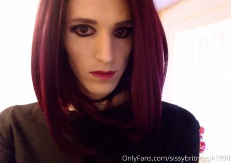 sissybritneyuk1990 nude star image